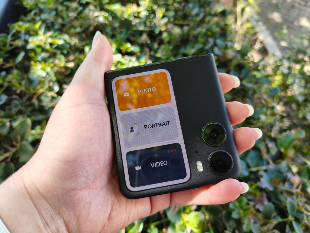 find n2 flip cover screen