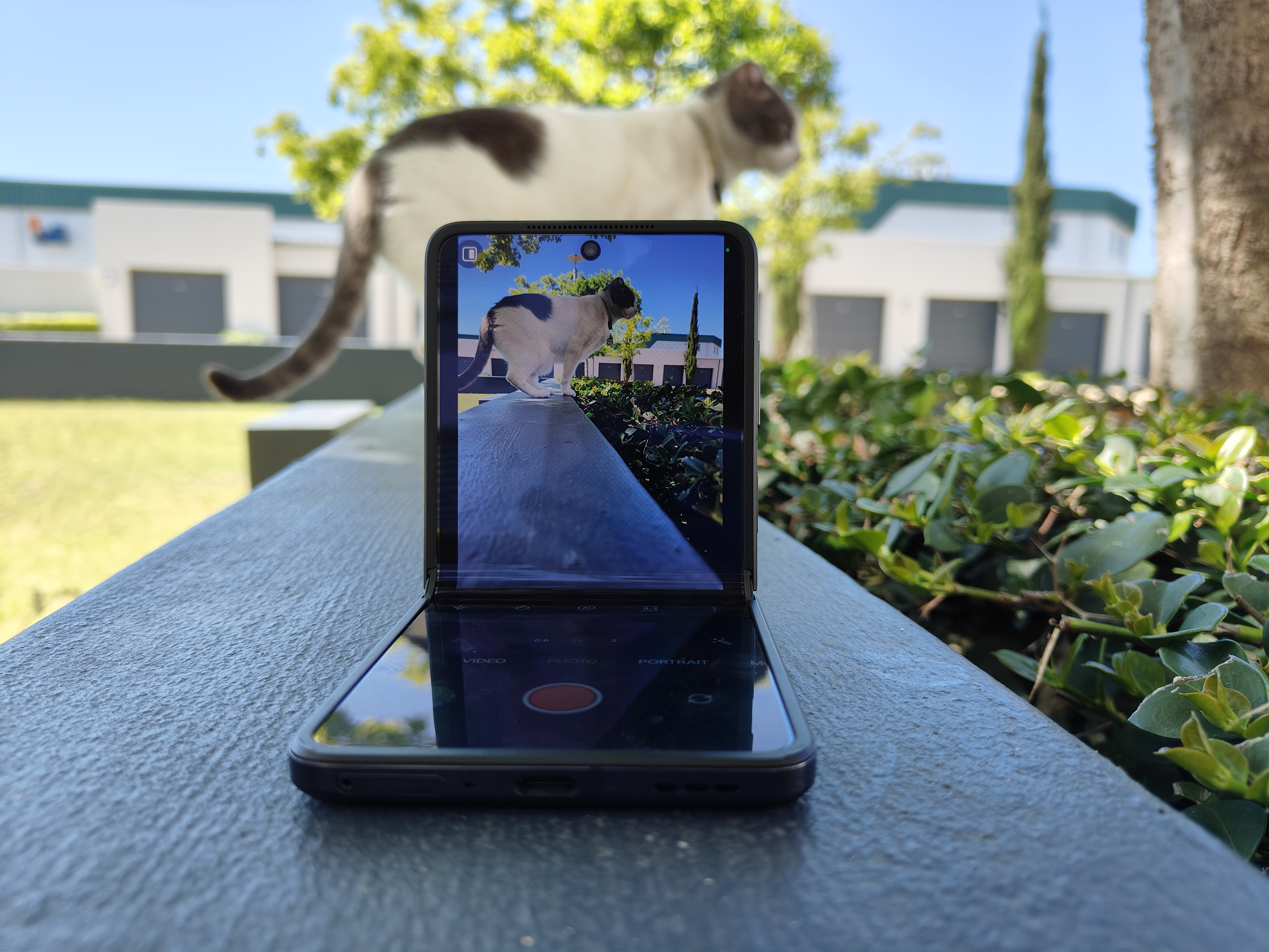 find n2 flip tripod mode